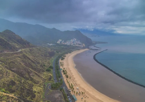 Czerwony alert na wakacyjnej wyspie. Turyści muszą uważać