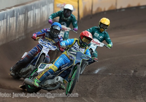 Żużel. Falubaz ruszy na poszukiwania zawodnika U24? Trudna sytuacja!