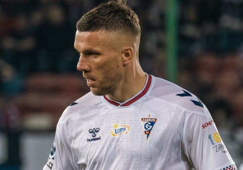 Podolski wynagrodził kolegom swoje winy w nietypowy sposób!