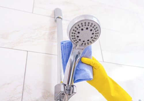 Kabinę prysznicową przed świętami czyszczę tym. Lśni przez wiele dni