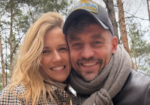 Takie życzenia Kaczorowska złożyła Rogacewiczowi w dniu 46. urodzin. Tylko spójrzcie na tort