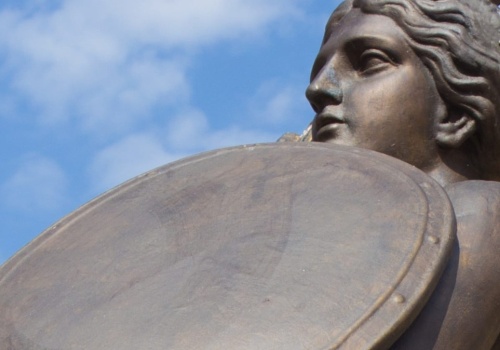 Wszechobecna świadkini epok. Ile syrenich wcieleń kryje Warszawa?