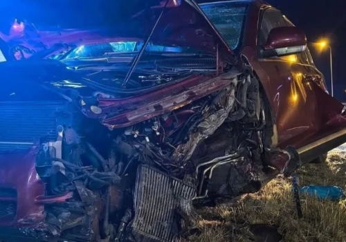 Dramat na S8 pod Wrocławiem. Jedna osoba nie żyje, dwie zostały ranne