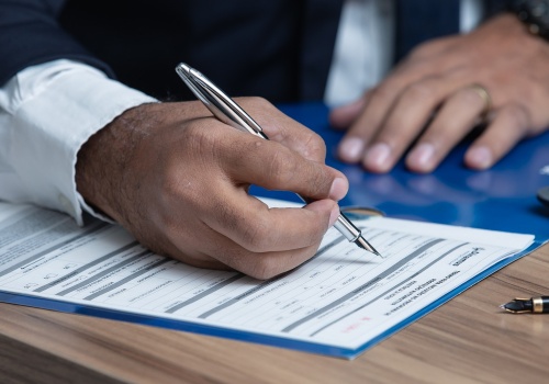 Nowa karta przetargowa na rynku pracy. Dostanę polisę albo żegnam