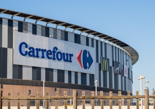 Niemcy przyglądają się sieci Carrefour. W grze miliardy euro