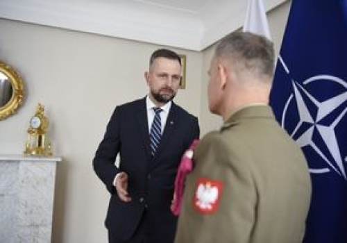 Jednostka GROM z nowym dowódcą. Szef MON ogłosił