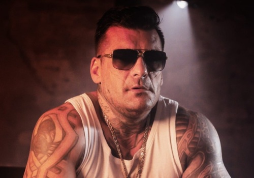 Popek szuka sponsorów wśród fanów. Wszyscy jednym chórem: „Nie”