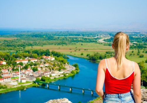 11 rzeczy, które każda obyta osoba powinna wiedzieć o Albanii. Sprawdź się!