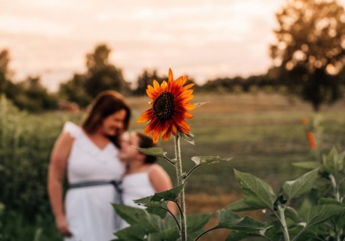 Sukienki dla mamy i córki – przewodnik po modzie w stylu 