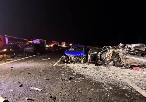 Karambol na ekspresówce. 1 osoba nie żyje (ZDJĘCIA, REGION)