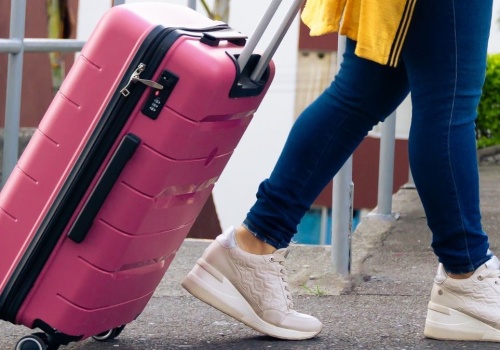 Planujesz urlop w kwietniu? W tych miejscach wypoczniesz bez tłumów