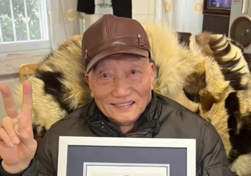 Gry są tylko dla dzieci? 90-latek udowadnia, że wiek to tylko liczba