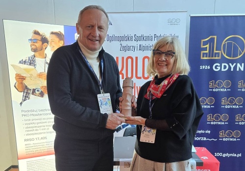 Historia Jacka Słowaka, bohatera książki „Scyzoryk wzdłuż Afryki” nagrodzona prestiżową statuetką Kolosów!