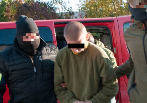 Antyfaszysta zamordował nastolatkę za żartobliwe narysowanie swastyki