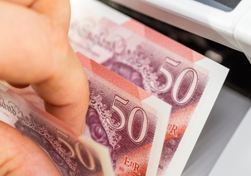 Odszkodowanie za nieprawidłowości w NS&I. Tysiące Polaków ma tam konta!