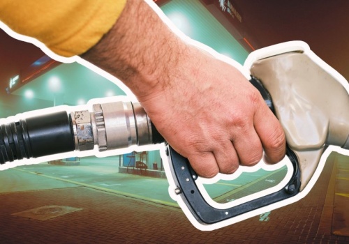 Myślisz, że rząd skubie cię paliwach? Biorę kalkulator i udowadniam, że paliwo jest... tanie