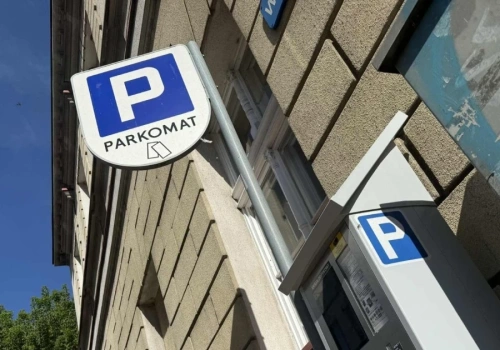 Strefa płatnego parkowania ruszy później. Najpierw wielka przebudowa przy dworcu