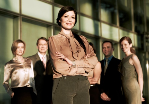 Konstruktywne wyrażanie emocji w zespole: czym jest i po co nam asertywność?