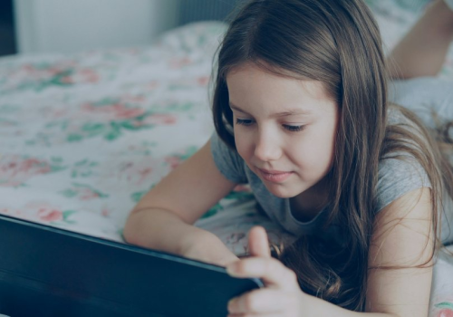 20-latka dostanie gigantyczne odszkodowanie. Uzależniła się od internetu w wieku 6 lat