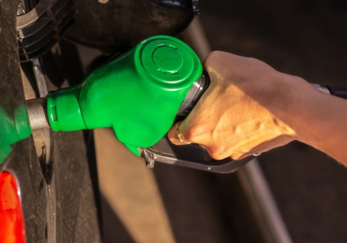 Ostatnie podwyżki paliwa kosztowały kierowców w UK 307 mln funtów