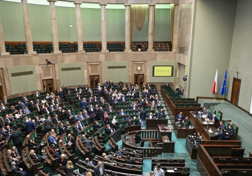 Projekt o cenach paliw w Sejmie, błyskawiczne tempo. Marszałek dziękuje