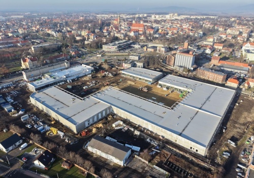 Rynek handlowy gotowy na wielkie transakcje