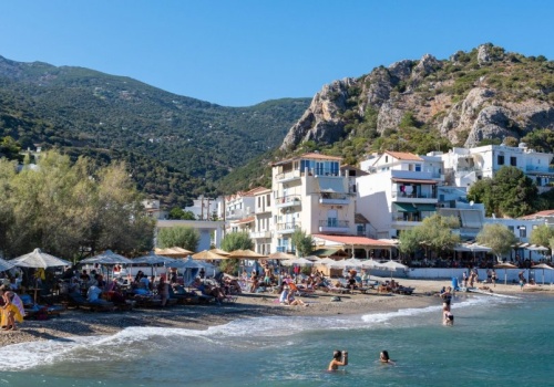 Nie tylko Rodos i Kreta. Tej wyspy w Grecji nie odkryli jeszcze turyści