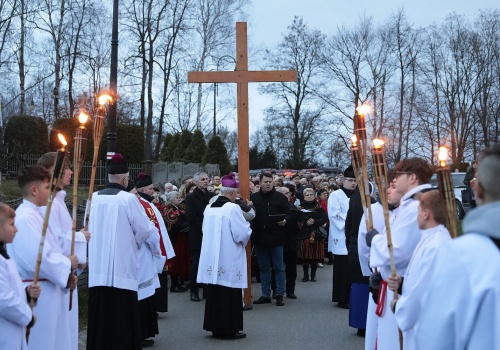 Papieska droga krzyżowa znów przejdzie ulicami Masłowa