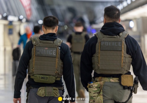 Z samolotu trafiają na front. Dziesiątki Ukraińców deportowanych z USA