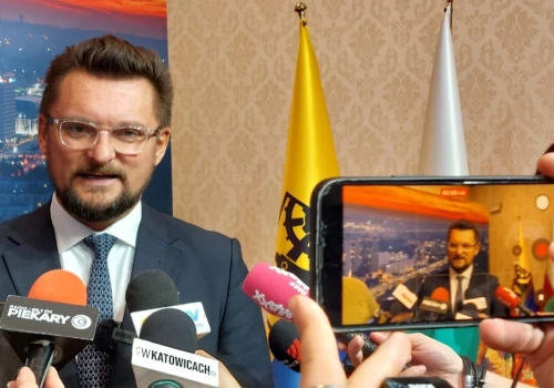 Prezydent Katowic zapowiada budowę wielkiego urzędu miasta. 