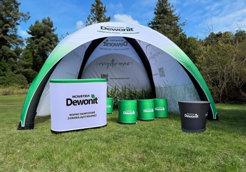 Vademecum Wystawcy Agro B2B: Jak bezpiecznie i profesjonalnie zaplanować stoisko na targach polowych w plenerze?