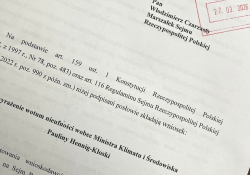 Wniosek o odwołanie minister Hennig-Kloski ma się dobrze 🙂