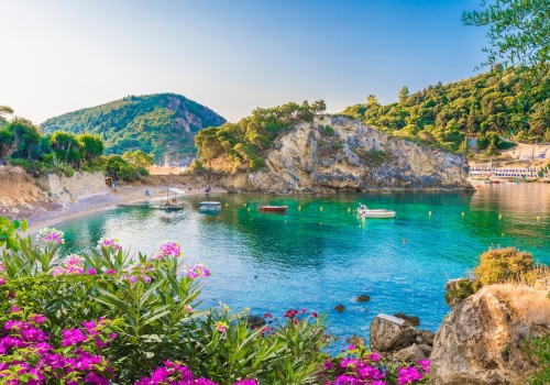 Zielona, grecka wyspa w cenie, która nie boli 🧜‍♀️ ✨ Pięć dni na Korfu za 929 PLN 😍