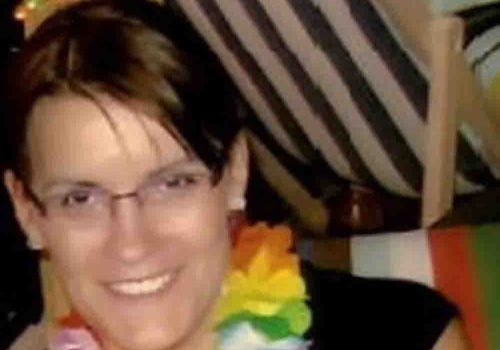 Paulina, młoda kurator sądowa, została zatłuczona metalowym prętem. Morderca jest nieuchwytny