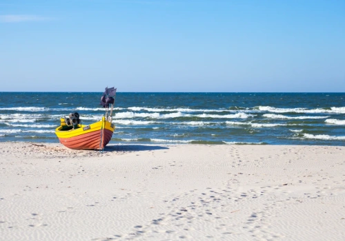 Letnie wakacje nad morzem? Dębki zapraszają na urlop!