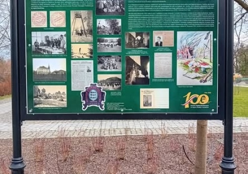 Nowa plenerowa wystawa na Rynku w Jordanowie – ZDJĘCIA