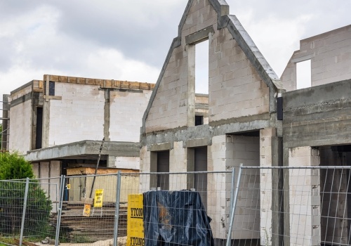 Budowa domu w 2026 droższa niż kiedykolwiek. Ile trzeba dziś wydać?