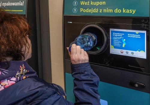 System kaucyjny obnażył poważny problem. Polacy się tego wstydzą