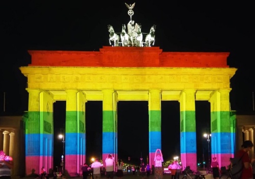 Polacy przechodzą tranzycję w Niemczech. Przepisów 