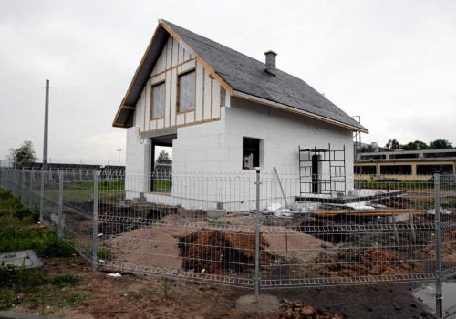 Jeden dokument i wszystko staje w miejscu. Inwestorzy wpadają w tę pułapkę w urzędzie