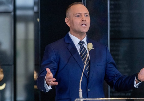 Karol Nawrocki nie zrozumiał szansy, jaką przypadkiem dał mu rząd. A wystarczył podpis