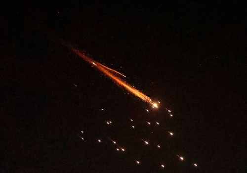 Seria nocnych ataków Iranu na ZEA, są ranni