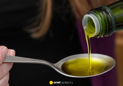 Eksperci mówią o jednej łyżce dla wątroby. Oczyszcza i regeneruje jak odżywka