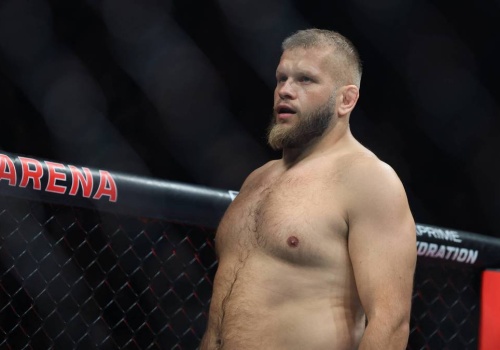 UFC z udziałem Tybury. Gdzie obejrzeć? Transmisja TV i stream online