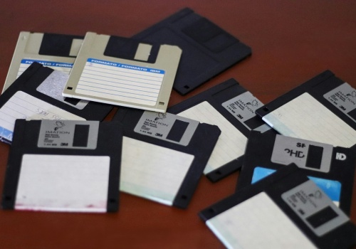 KSeF odrzuca faktury zbyt duże o kilka kilobajtów. Oto, co radzi Ministerstwo Finansów