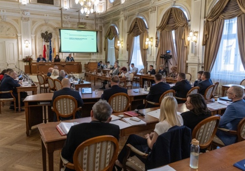 Apelują o mniejsze klasy i lepszą jakość nauczania