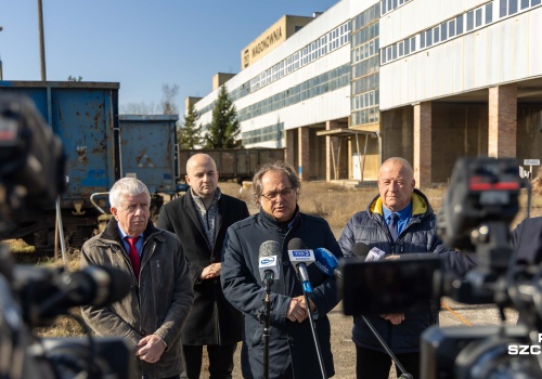 Działacze PiS-u alarmują ws. sytuacji w PKP Cargo