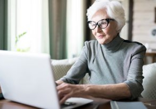 Pracowała 40 lat za minimalną krajową. Oto jej emerytura