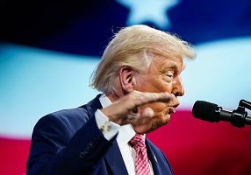 Trump twierdzi, że nie musi bronić sojuszników. Niepewna przyszłość dostaw dla Ukrainy