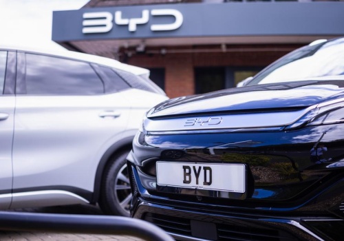 BYD traci impet. Zyski spadają przy rosnącej konkurencji na rynku aut elektrycznych
